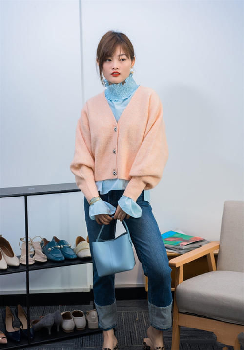 烟管 开衫+烟管裤=今秋王炸组合，洋气显瘦，你不穿一次都不知道有多美