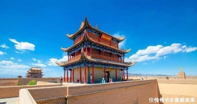 中年|独立“天下第一雄关”,身处“河西第一隘口”,不由感慨万干……