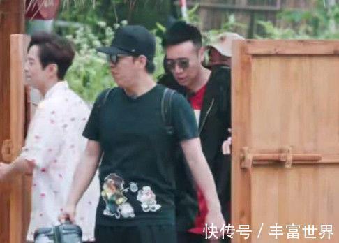 王迅|黄渤点菜比陈赫还“坑”,客人太多,黄磊:乱套,何老师更好笑!