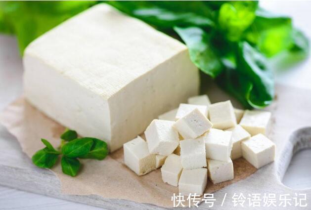 冻豆腐|脾胃虚弱,平时多喝这3种汤,按两个穴位,脾胃会慢慢好转