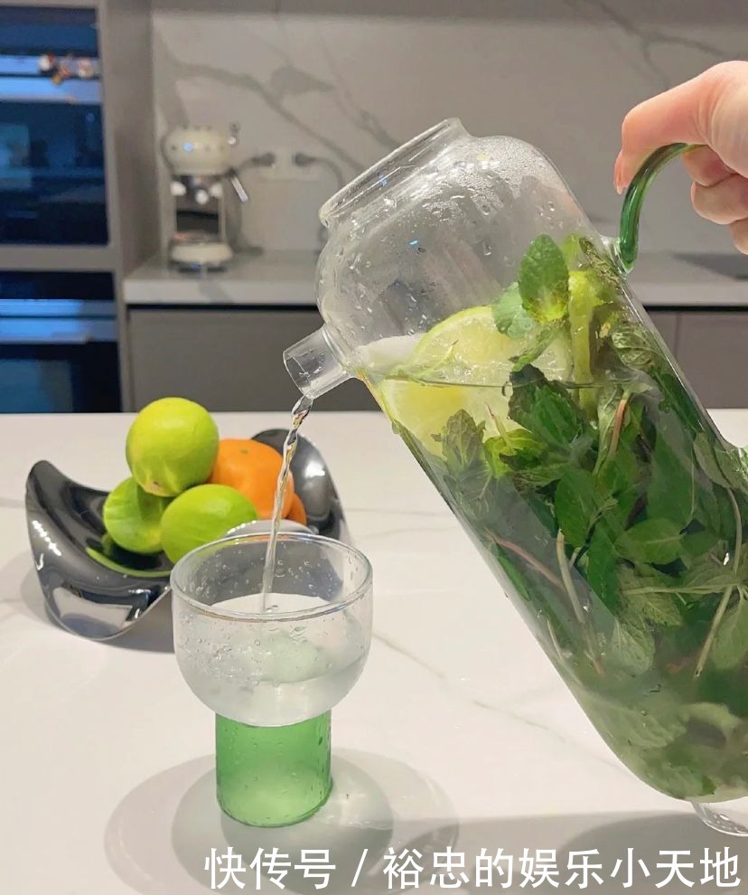 肌肤|初夏变美关键在护肤,4个实用小技巧,让你轻松拥有好肌肤