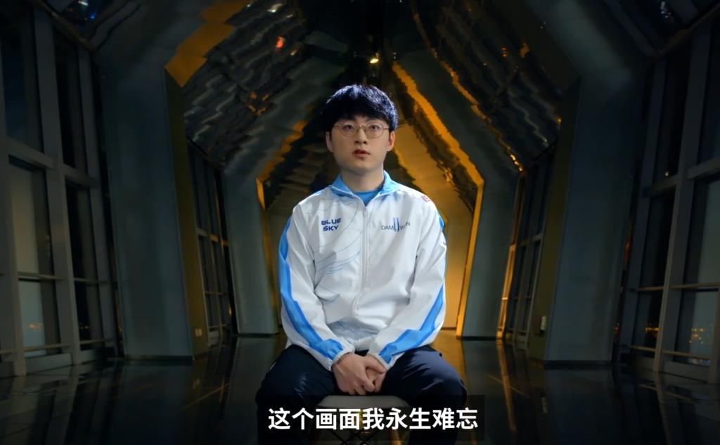 玩家们|S10决赛宣传片：Faker泪洒鸟巢重现，蛇蛇直言没人记得亚军