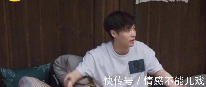 向往的生活|張藝興的歌為什么不紅?何炅和黃磊聯(lián)手指出了問(wèn)題所在!