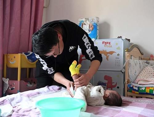 睡眠质量|“一月睡，二月哭，三月攒肚”，0-3个月的宝宝，该如何照顾？