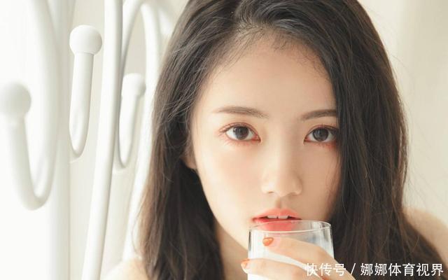 肌肤|去皱其实很简单,皮肤科专家:1种零食紧着吃,皮肤紧嫩人年轻