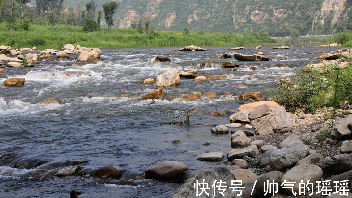 李杜|陆游84岁高龄时,写了一首诗给儿子,读完后给人无限启发