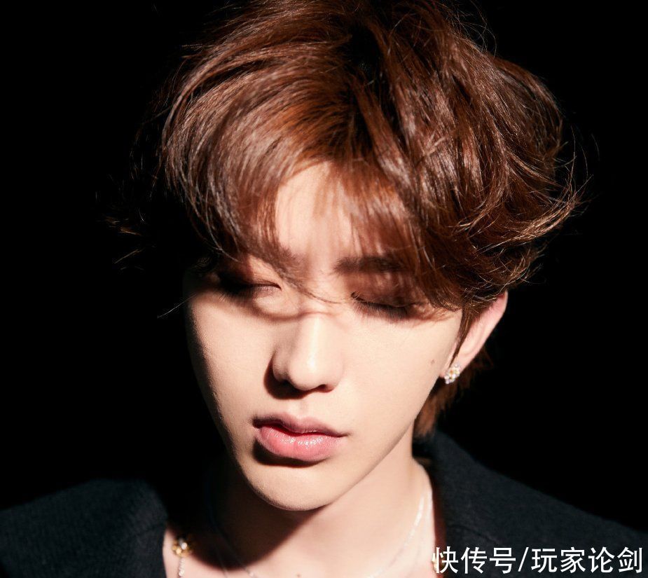 明星 蔡徐坤缺席《奔跑吧》录制,看到“替补”的明星,这阵容太强大