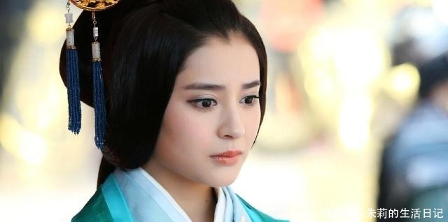 惧怕|皇帝召她侍寝，她因惧怕皇后不敢答应，最后扳倒皇后，自己当皇后