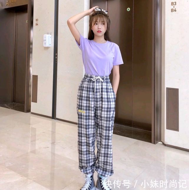 格纹裤|怎么穿T恤才好看?采用简单的穿搭技巧,就能让普通的T恤不再普通