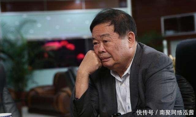 对联!曹德旺:我信奉曾国藩一生,他这副12字对联,写尽天下大智慧!