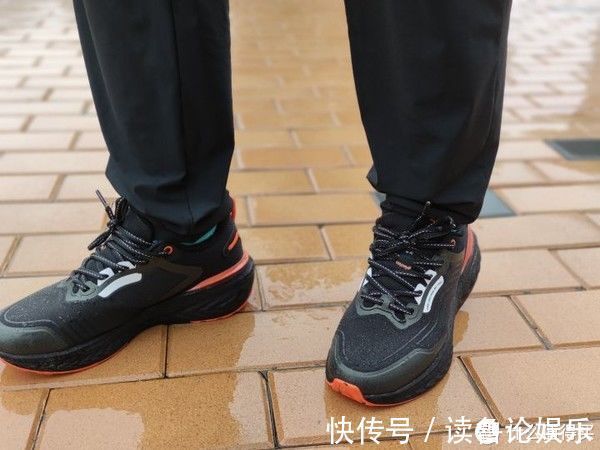 爆米花 361度爆沫雨屏不到两百元的防水好鞋 爆米花中底又软又弹