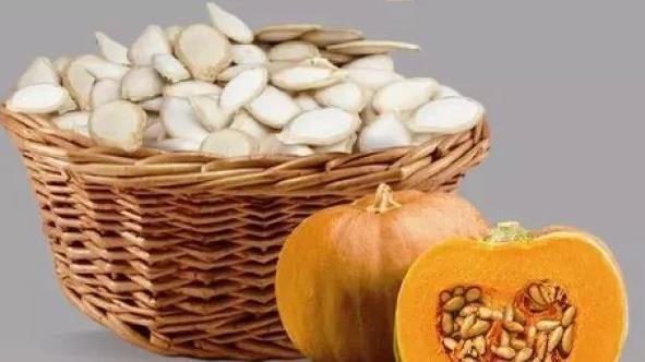 尿失禁|真是没想到！抓1把南瓜子嚼一嚼，竟然能治好10种疾病！