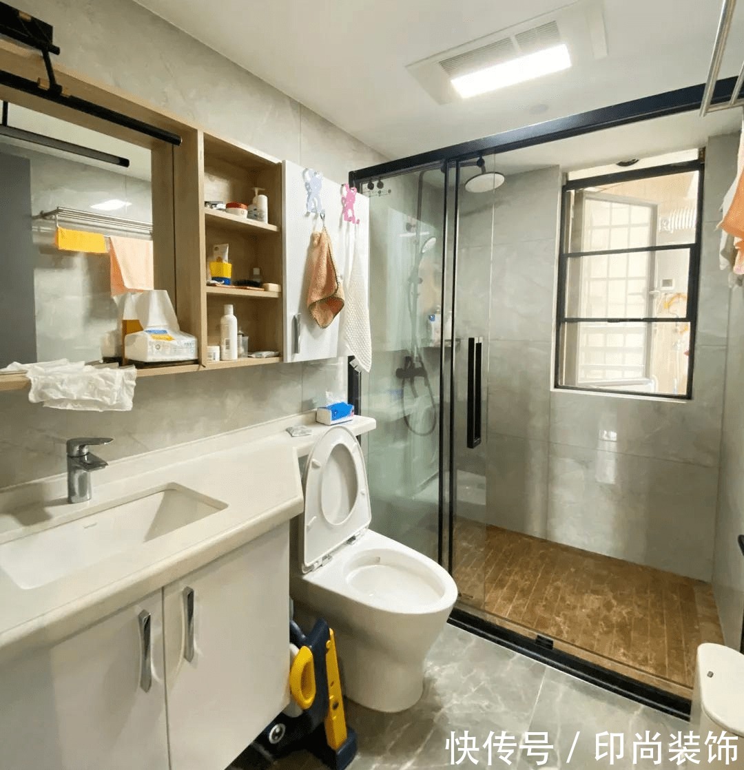 厨房|黄石印尚装饰 ▏爆改98㎡老房,厨房连推两堵墙,客厅是全小区最美的!