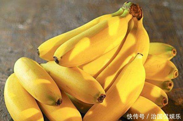 元素|晚上吃香蕉好處真不少,不僅降壓,還有不少好處,尤其適合老年人