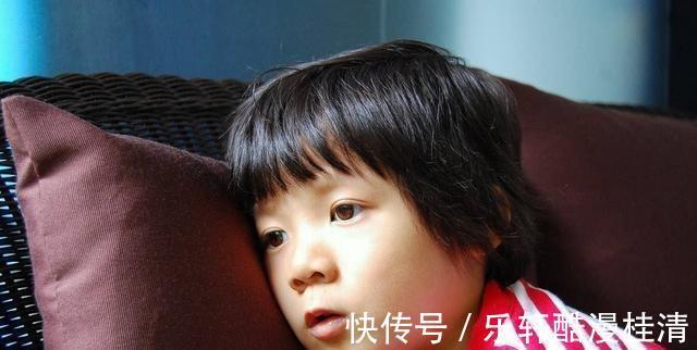 丽丽|宝妈带3岁儿子进更衣室,大妈直呼自己被看光,网友评论一边倒