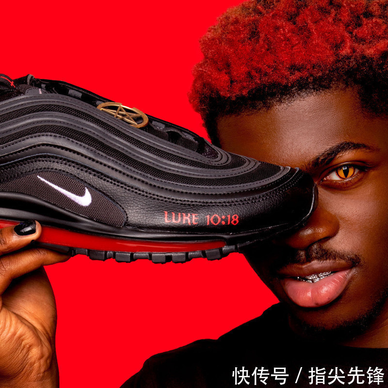 侵权 韩国一公司打造“撒旦鞋”,每双含有一滴人血,被耐克起诉侵权