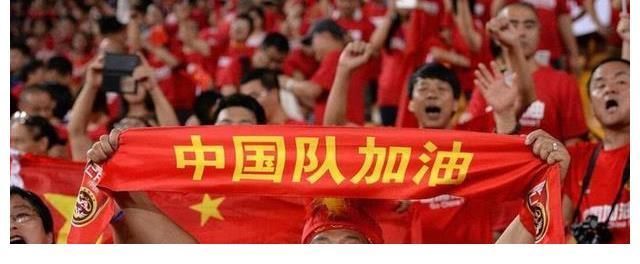 董方卓|从北大学者到知名导演,接连批判国足的背后,问题究竟出在哪?