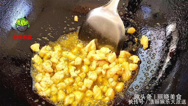 青椒|夏天要多吃黄豆,简单一做,赛过大鱼大肉,上桌后一大盘都不够吃