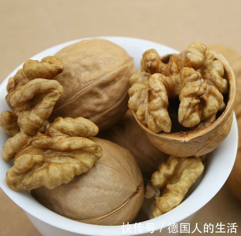 时间段|核桃哪个时间段吃最好很多人不清楚,别说我没告诉过你