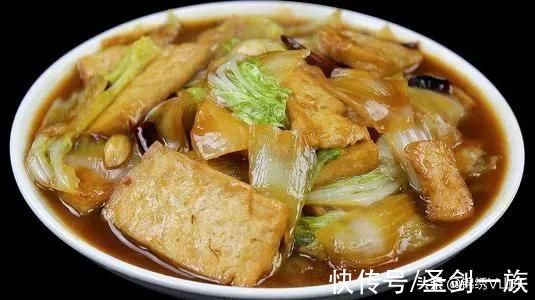 12道适合天冷吃的菜,热乎乎下肚、驱寒暖胃又管饱,全家人都爱