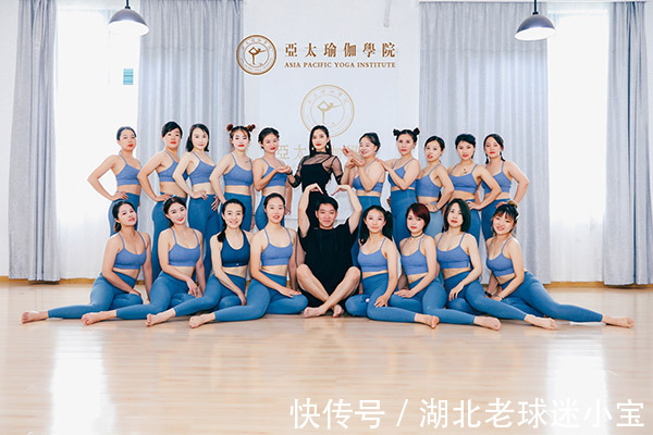 双手|12个进阶核心变体，每天30分钟，肚子越练越瘦！