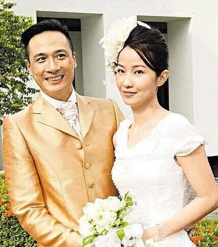 节目中儿子受到了永久性伤害，他怒撕芒果TV，如今儿子成了这样