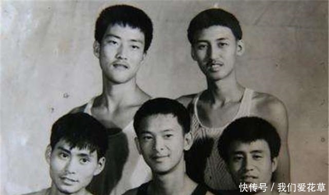 市长|90年代,小伙嫌当市长不赚钱,辞职去经商,今留几十亿欲捐给国家