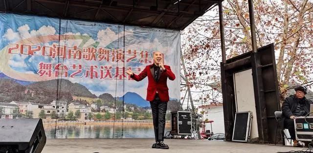  演出|南阳市卧龙区蒲山镇：舞台艺术送基层 传递文化正能量