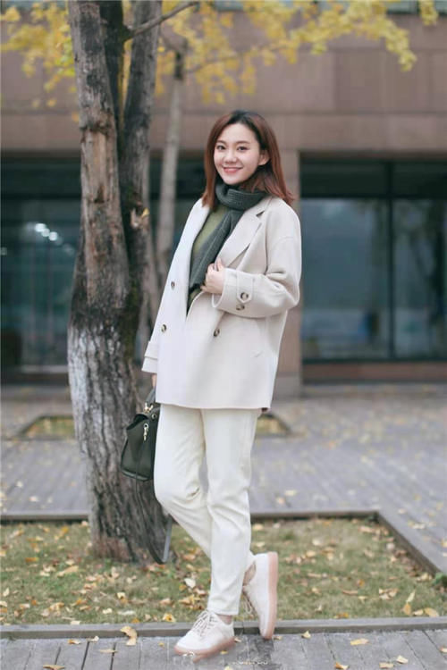 女人|女人到了中年,最好少穿这3种颜色,不是显老就是装嫩,快自查!