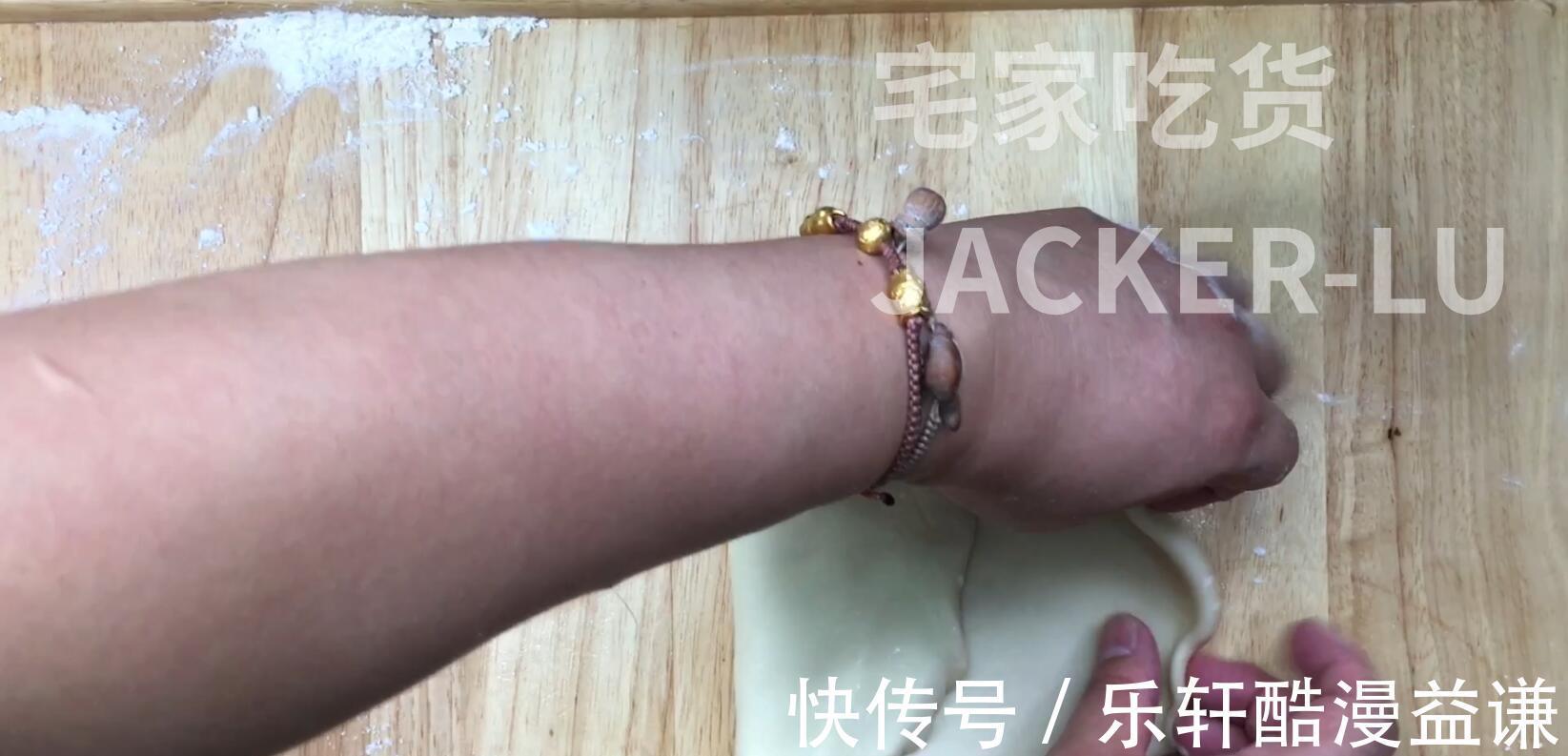 大包酥|榨菜鲜肉月饼，第一次尝试大包酥，又酥又香超级好吃。