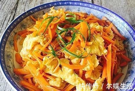 胡萝卜丝|胡萝卜和此物天生一对,1周多吃几次,排除毒素,视力越来越好