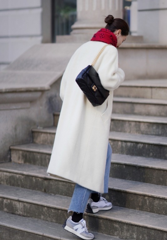 短靴|今年冬天大衣就要穿“奶油白”,温柔优雅还显白,清新时髦又保暖