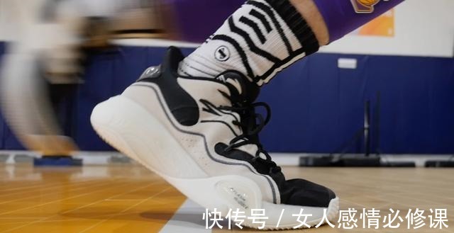 鞋面 出众脚感+超高颜值!水泥泡泡诠释何为性价比神器!