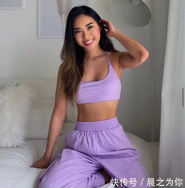 泳装|韩国身高172的泳装模特,沙漏身材搭配大长腿,再把训练动作给你