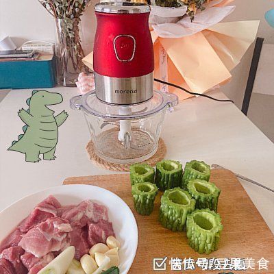 葱蒜|小白也能轻松学会的苦瓜酿肉，不油腻超好吃哦