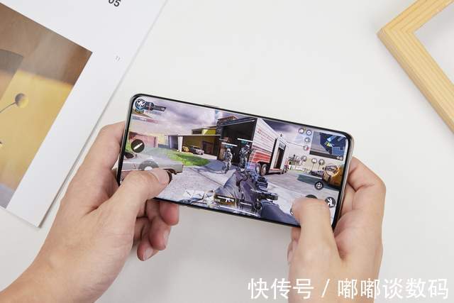 性能|都是骁龙8处理器，Find X5 Pro“驯龙”结果如何？看游戏实测