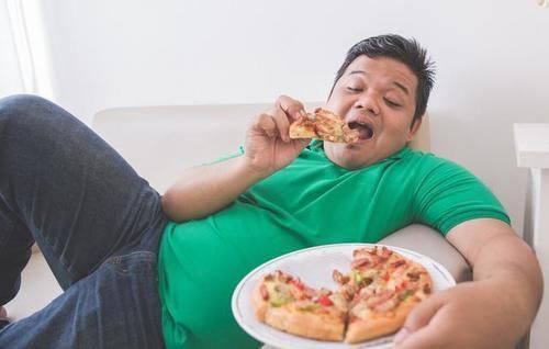 发胖|吃饱饭不能躺,身体容易发胖?错了,饭后的正确做法是这样的