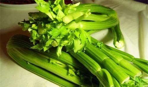 延缓衰老|女性不妨多吃3种食物，美容养颜，延缓衰老，身体棒棒哒！