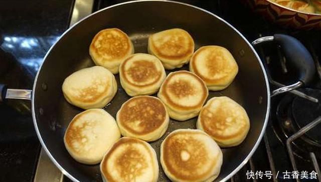 在家这么做韭菜水煎包,酥脆松软,营养无添加,上桌家人抢着吃