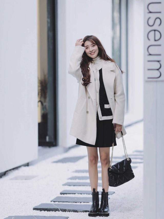 秋冬季节 秋冬季节的大衣怎么选?中长款大衣+半身裙高贵优雅,女神范十足