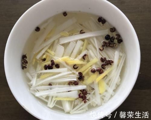 喷香|过年调饺子馅，懂得加“2样”，饺子做好喷香入味，咬一口流汁