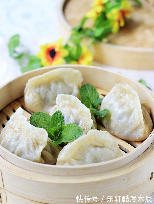 做饺子还得看东北人，就这味道，我最少都半斤起步！