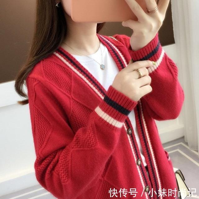 早晚|深秋后早晚凉,穿这样的“短开衫”,吸睛减龄,显瘦年轻时髦范儿