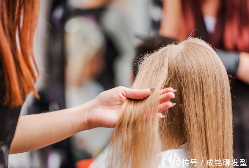 发膜|头发受损用“护发素”还是“发膜”?洗发时用护发素,保养用发膜