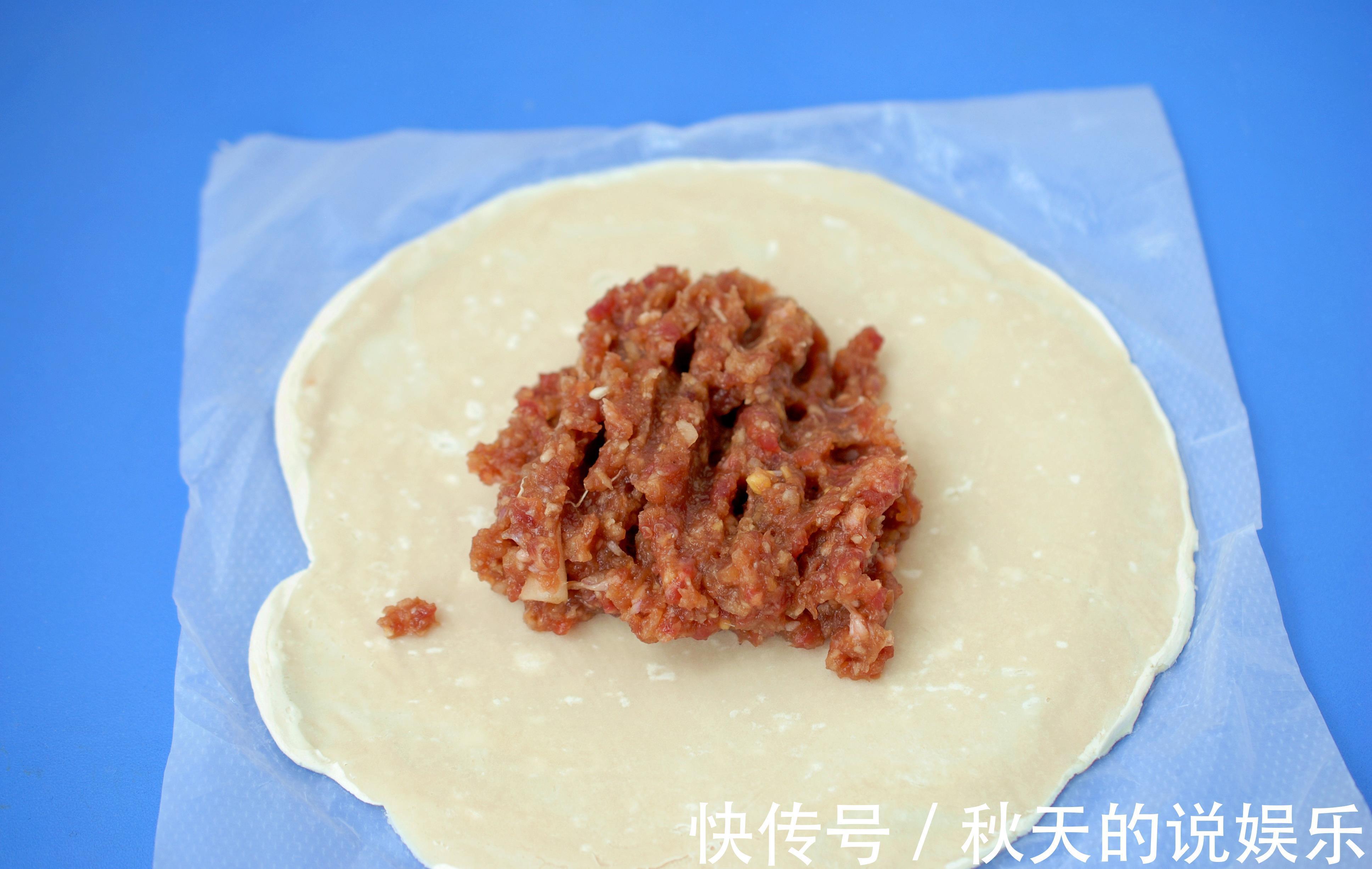 手抓饼|不揉面不发面的牛肉饼,一咬满口都是肉汁儿!3分钟出锅,简单