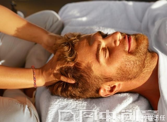 洗头时经常掉一把头发?建议洗发时注意这3点,很实用