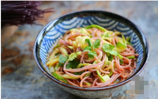 吃这个真爽,比吃凉面还过瘾,我每天1大碗,天天都不落