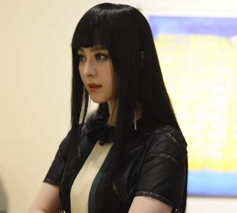 脸上有这4个特征的女生不要留"刘海",否则太难看,信我的准没错