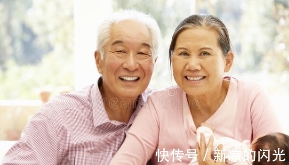 一日三餐|老年人帮不帮子女带孩子,晚年生活真的有很大区别,过来人有话说