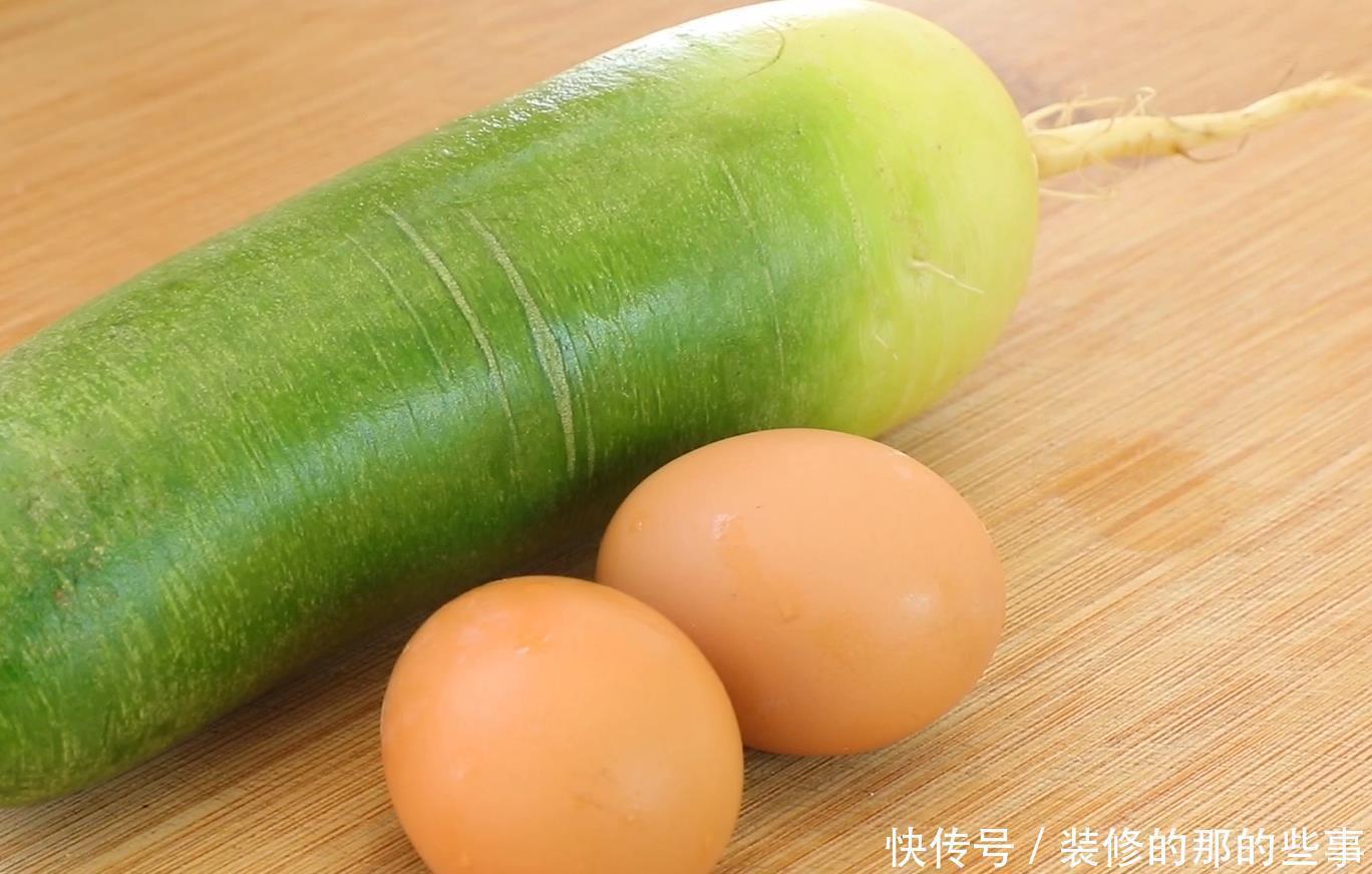 鸡蛋|一个萝卜,两个鸡蛋,这样做超好吃,皮薄大馅,香酥多汁比包子香
